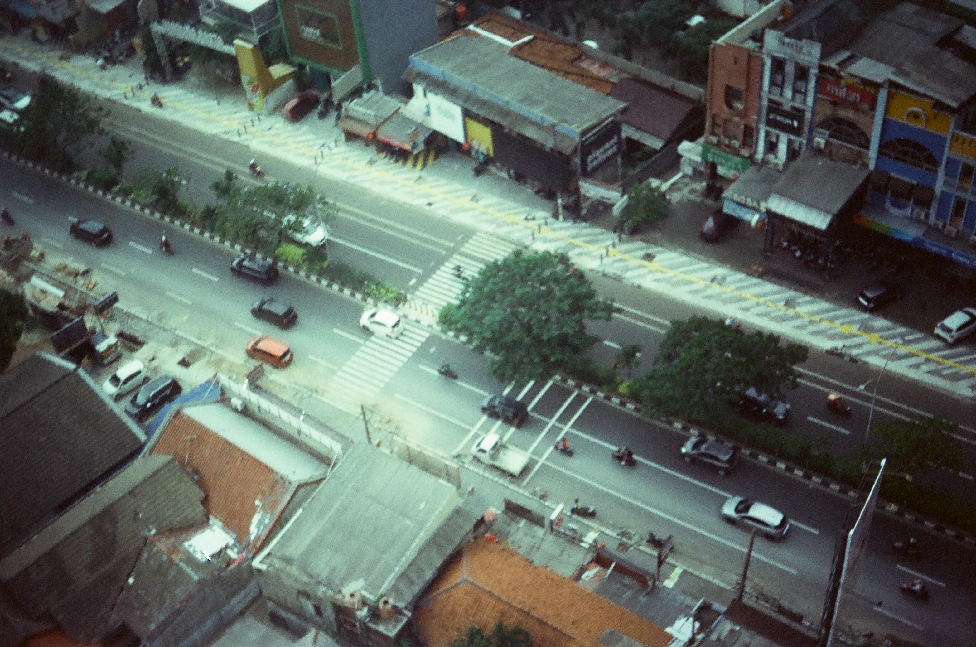 Full screen image 2