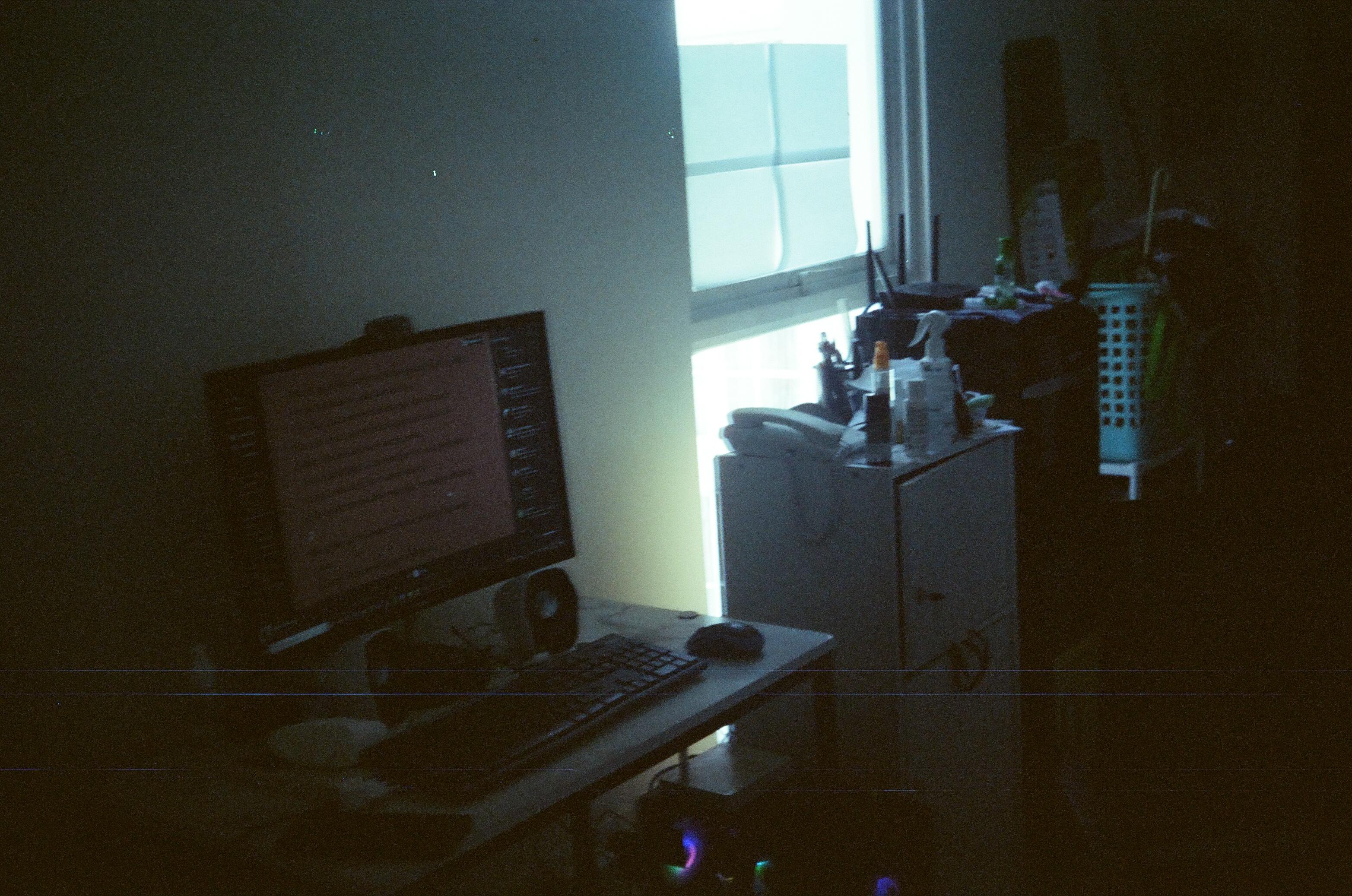 Full screen image 7