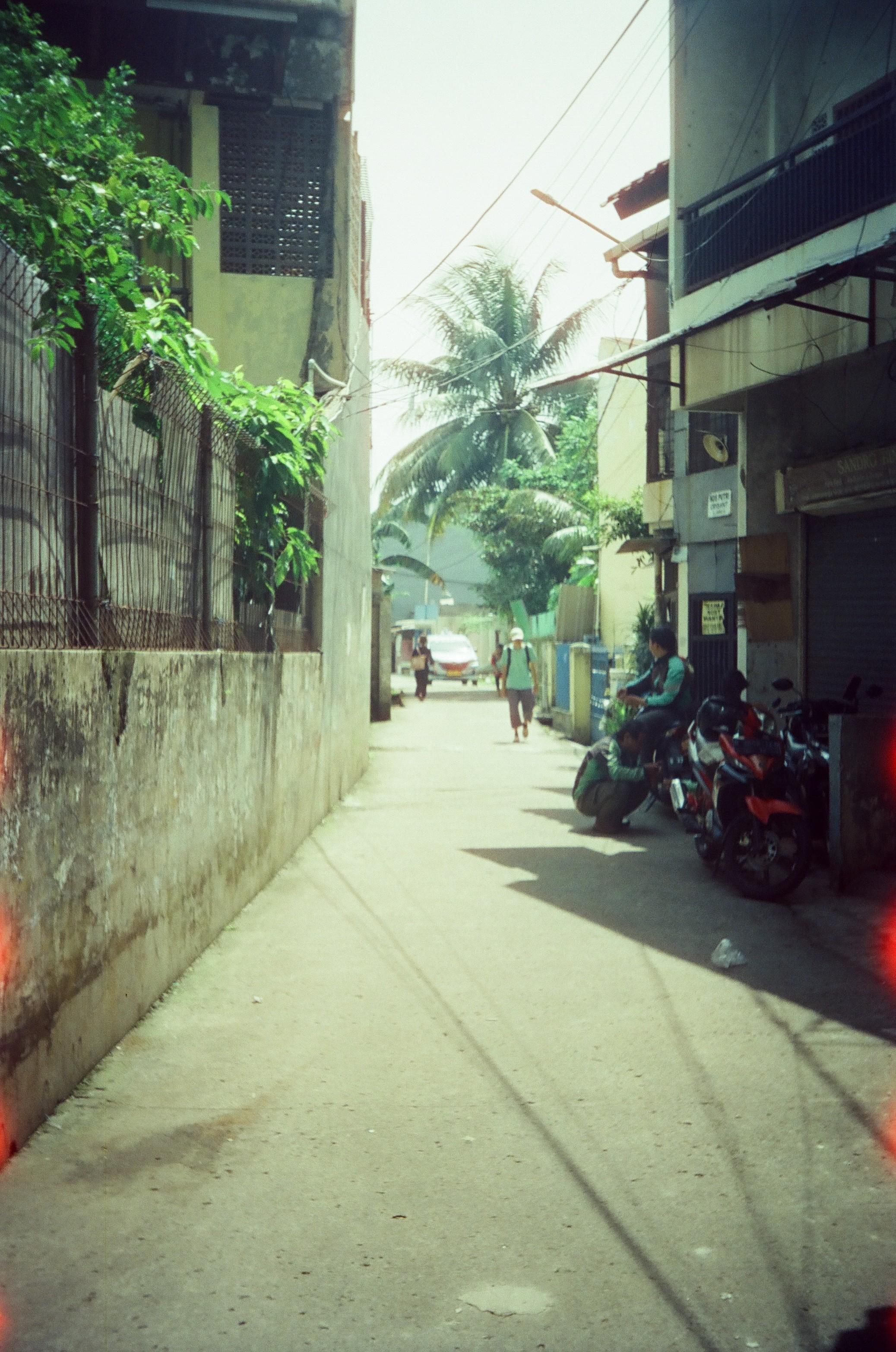 Full screen image 9